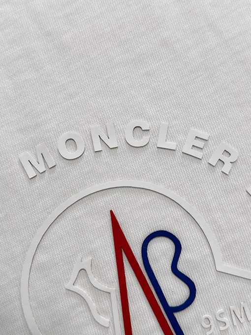 モンクレール 新しい章仔プリント半袖Tシャツ