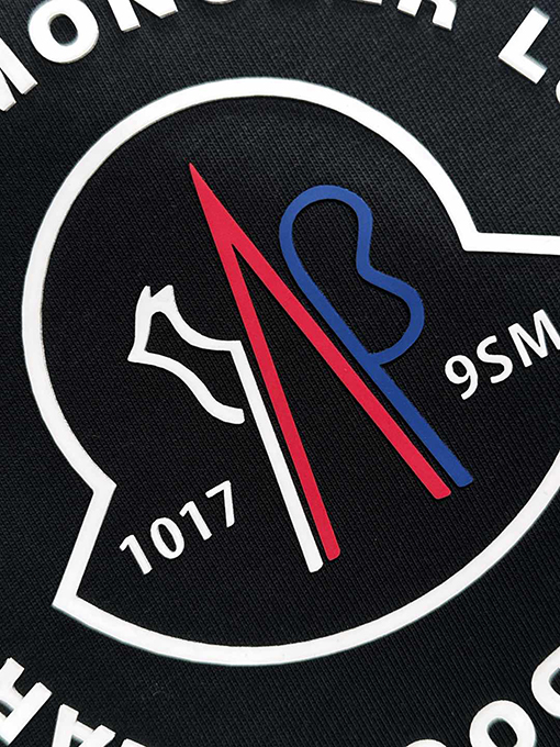 モンクレール 新しい章仔プリント半袖Tシャツ