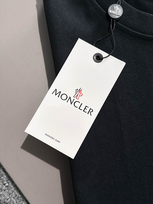 モンクレール 新しい章仔プリント半袖Tシャツ