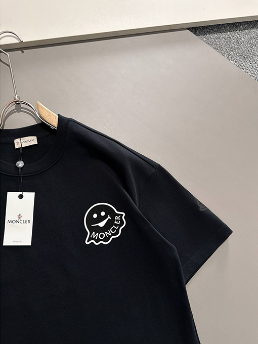 モンクレール 新しい奇妙な章仔プリント半袖Tシャツ