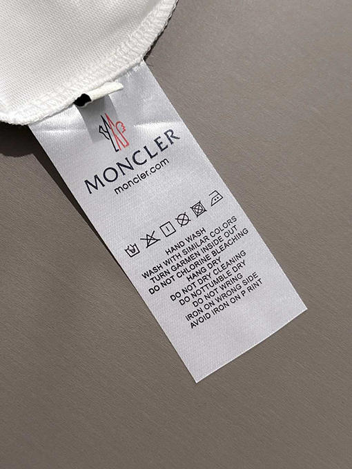 モンクレール 新しい奇妙な章仔プリント半袖Tシャツ
