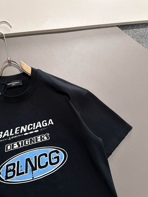 バレンシアガコピー 新しい壊れたクラックプリントコットンラウンドネック半袖Tシャツ