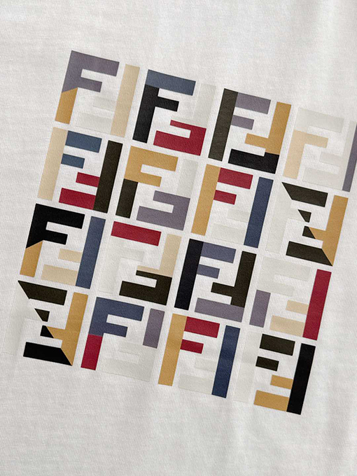 フェンディスーパーコピー スタイリッシュでクラシックなダブルFプリント半袖Tシャツ