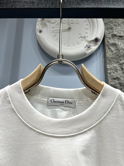 ディオール 新しい愛のサイン半袖Tシャツ