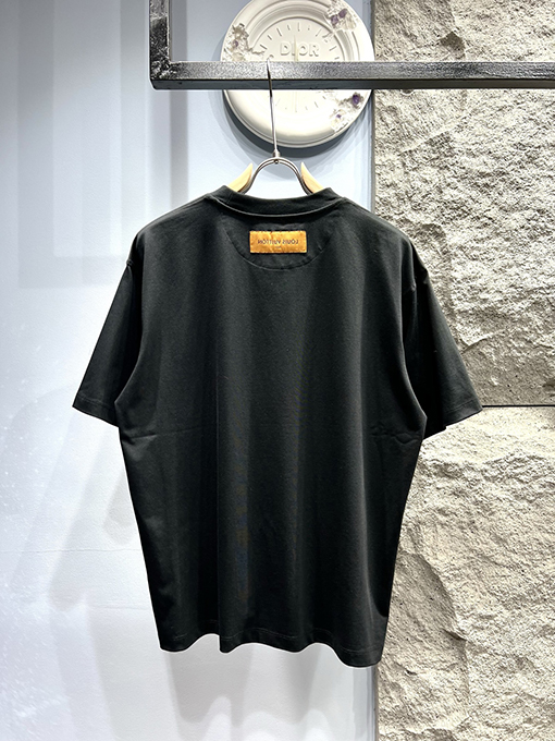ルイヴィトン新しい漫画シリーズの半袖Tシャツ