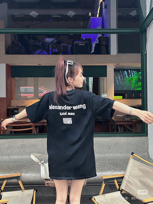 アレキサンダーワンスーパーコピー新しいシンプルなロゴプリントTシャツ