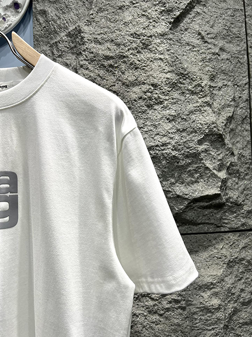 アレキサンダーワンスーパーコピー新しいシンプルなロゴプリントTシャツ