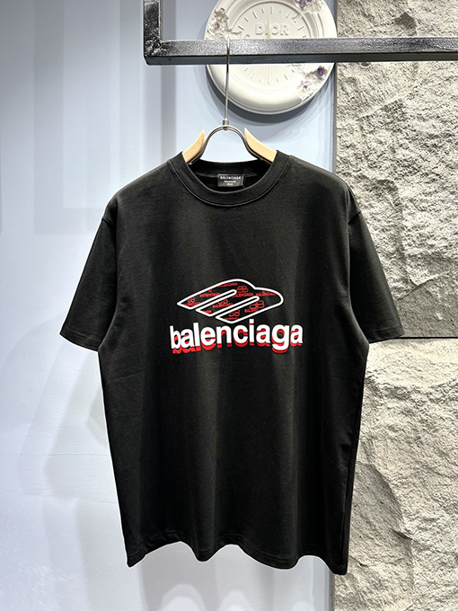 バレンシアガ 新しいスタッキングアルファベット半袖Tシャツ