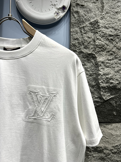 ルイヴィトン新しい刺繍ロゴ半袖Tシャツ