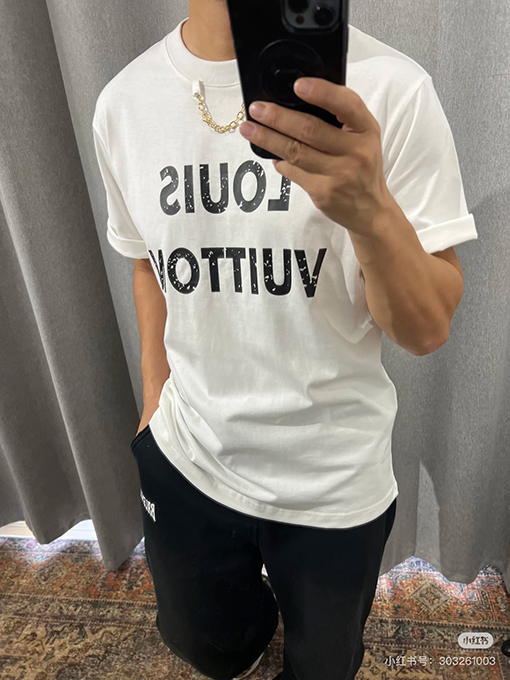 ルイヴィトン新しいチェーンプリント半袖Tシャツ