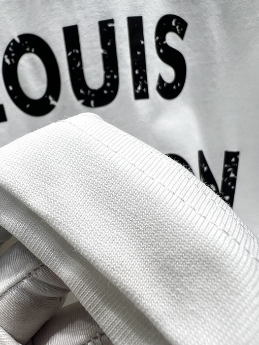 ルイヴィトン新しいチェーンプリント半袖Tシャツ
