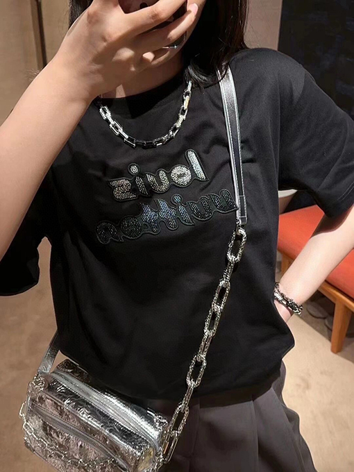 ルイヴィトンスーパーコピー新しいチェーンプリント半袖Tシャツ