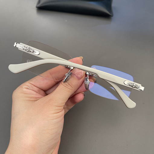 クロムハーツ新しいレトロなフレームレスメガネ