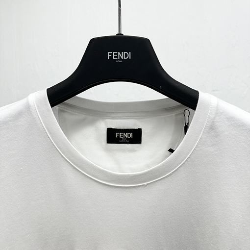 フェンディ刺繍半袖Tシャツ