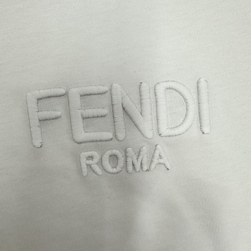 フェンディ刺繍半袖Tシャツ