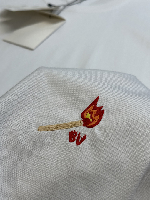 ボッテガヴェネタ刺繍クルーネック半袖シャツ
