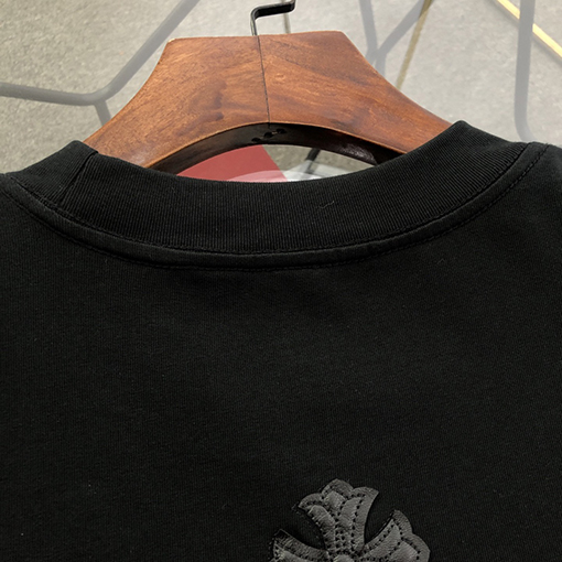 クロムハーツ皮貼り刺繍半袖tシャツ