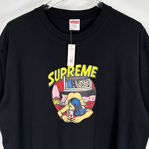 シュプリームコピー SUPREME SS25 BEDROOM ベッドルーム漫画の女の子Tシャツ