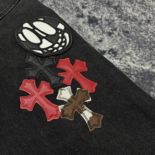 クロムハーツクロスジーンズ