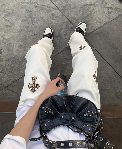 クロムハーツハイストリートジーンズ