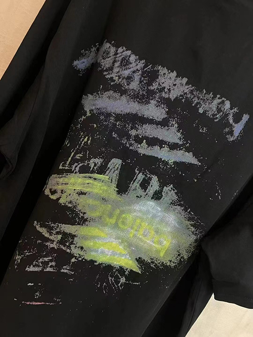 バレンシアガ新しい半袖Tシャツ