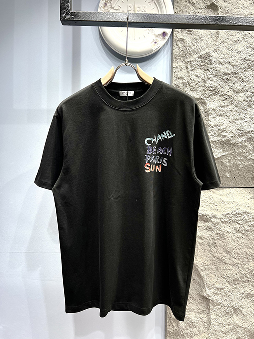 シャネルコピー新しい手描きロゴ半袖Tシャツ