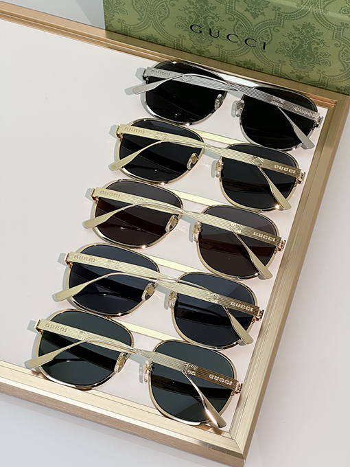 グッチOversized 眼鏡MODEL：GG1514S