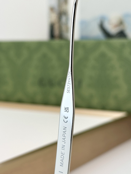 グッチOversized 眼鏡MODEL：GG1514S