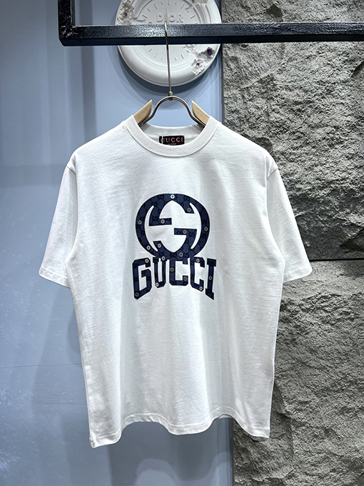 グッチスーパーコピー新しいステッチステッカー半袖Tシャツ