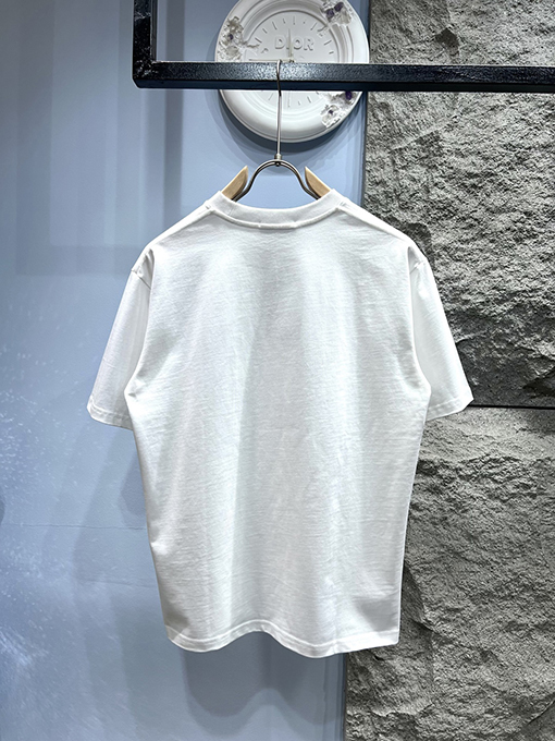 グッチスーパーコピー新しいステッチステッカー半袖Tシャツ