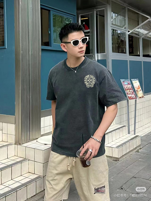 クロムハーツ新しい馬蹄花マーク半袖Tシャツ