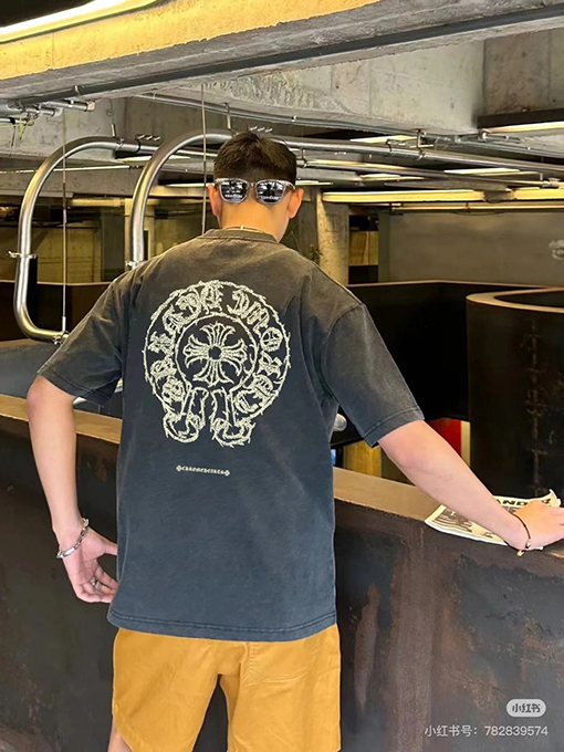 クロムハーツ新しい馬蹄花マーク半袖Tシャツ