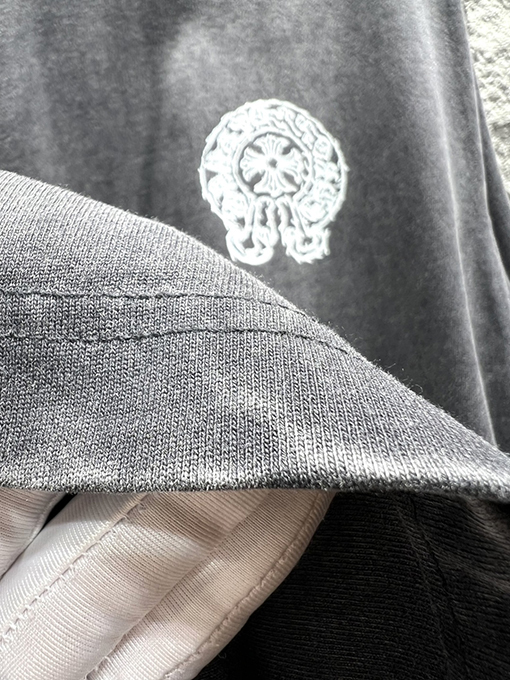 クロムハーツ新しい馬蹄花マーク半袖Tシャツ