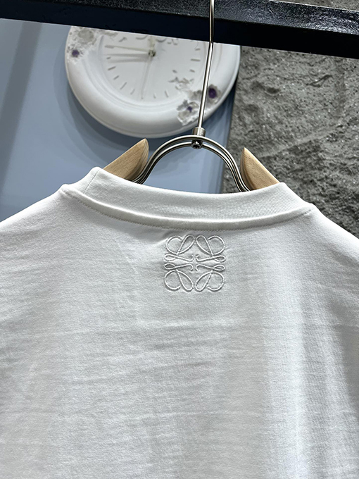 ロエベコピー新しいコラボレーションシリーズ月のウサギの半袖Tシャツ