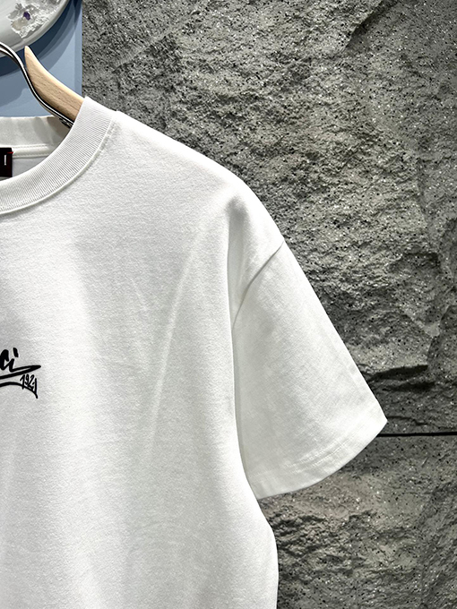 グッチプリントサイン入り半袖Tシャツ