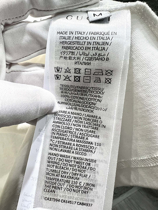 グッチプリントサイン入り半袖Tシャツ