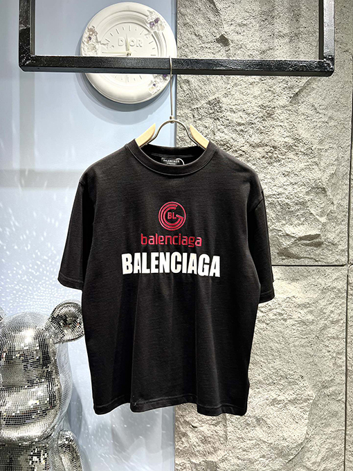 バレンシアガ新しい厚板アルファベットTシャツ