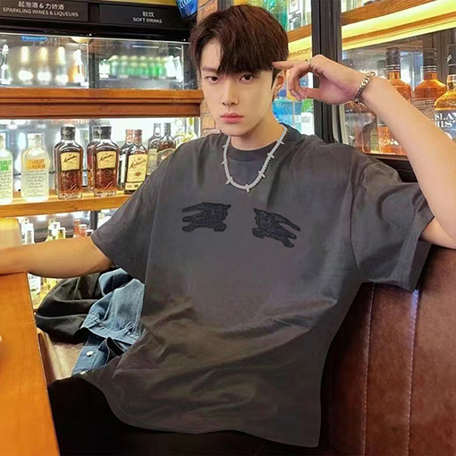 バーバリーコピー新しいファッションTシャツ
