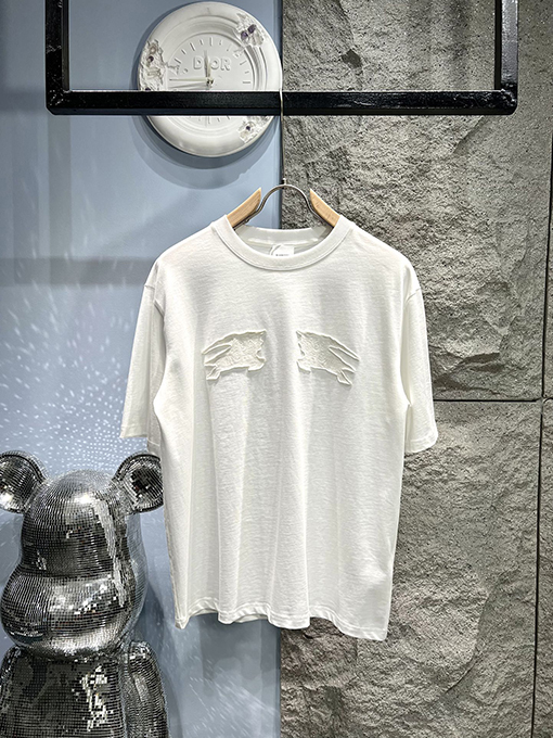 バーバリーコピー新しいファッションTシャツ