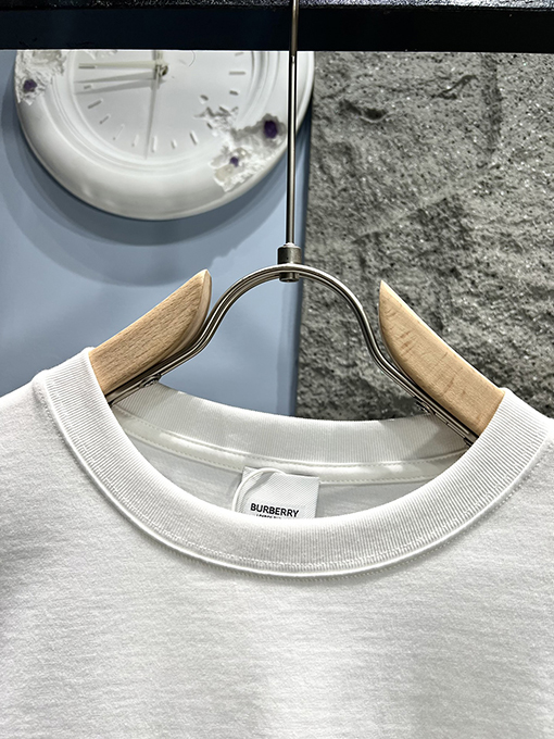 バーバリーコピー新しいファッションTシャツ