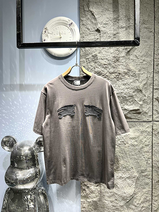バーバリーコピー新しいファッションTシャツ