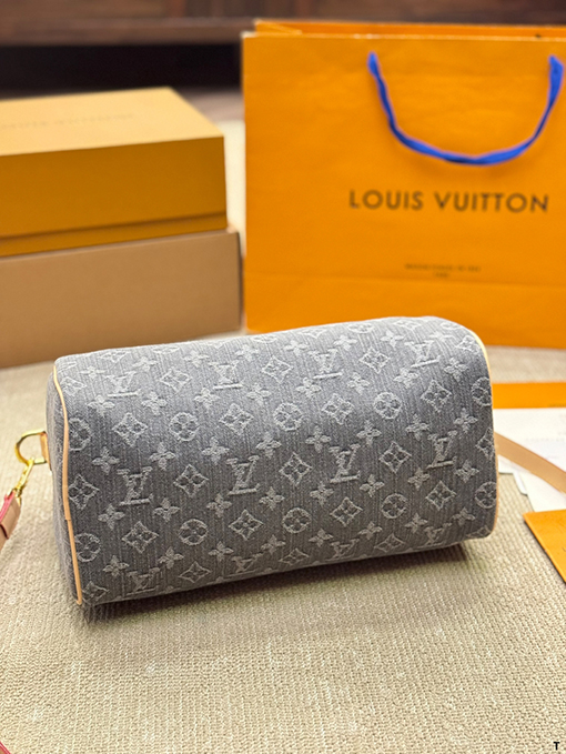 ルイヴィトンスーパーコピー LV Speedyピローバッグ