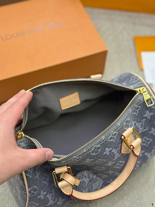 ルイヴィトンスーパーコピー LV Speedyピローバッグ