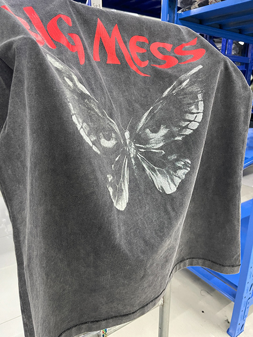 セント マイケル25SS“BIG MESS”蝶しかめっ面ウォッシュヴィンテージTシャツ