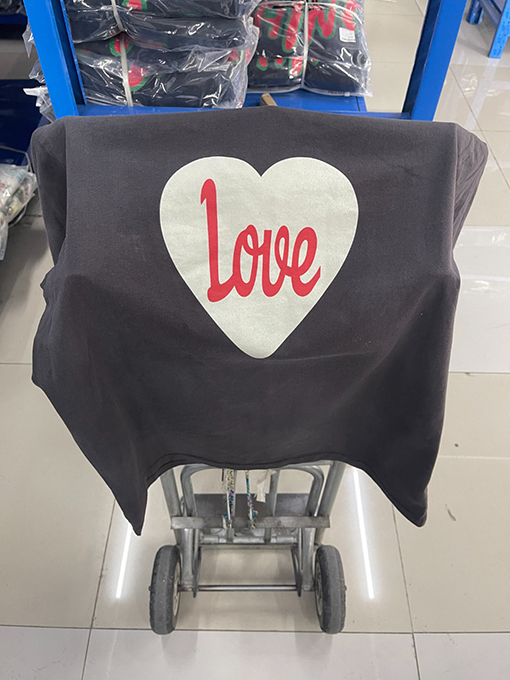 セント マイケル25SS“LOVE“愛の文字プリントウォッシュ古いTシャツ