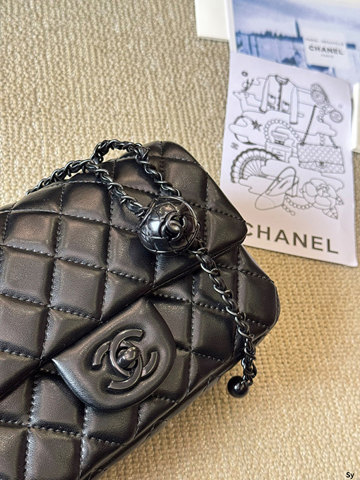 シャネルコピーレディース “New Arrival”チェーンショルダーバッグ