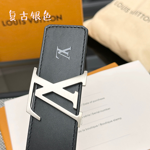ルイヴィトン LV Initiales Blason 両面ベルト