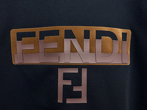 フェンディ25ss立体プレスラウンドネックTシャツ