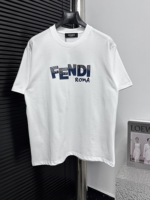フェンディ25ssコットンプレスラウンドネックTシャツ