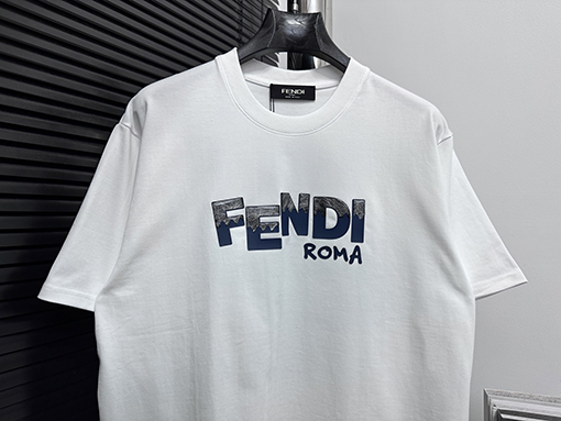 フェンディ25ssコットンプレスラウンドネックTシャツ